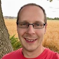 Profile pic of freelance web developer Tom de Simone